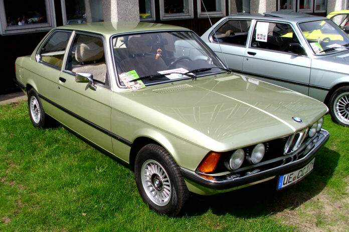 BMW 320 1979