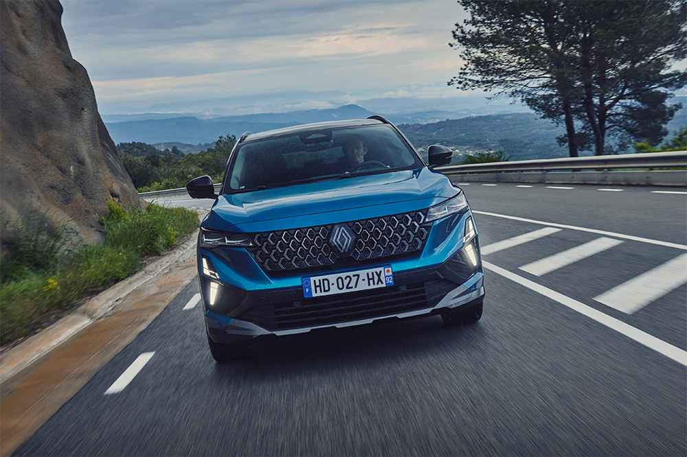 Con el Austral hay que olvidarnos de los sistemas híbridos convencionales.